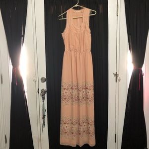 Chelsea & Violet maxi dress like new!